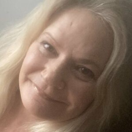 uniquilyyours actrice sexy photos