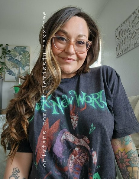 littlemissjuliaxxfree haut modèle collection