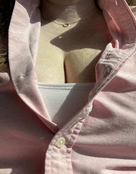 uskyldigesara étoile chaude des photos