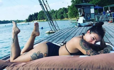 Francesca Vicari étoile hd galerie