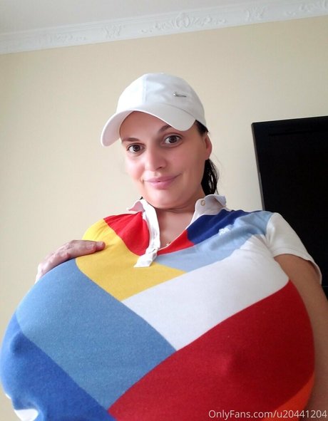 girlwithhugeboobs jolie star du porno img