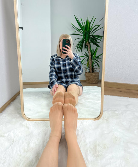 bellas paws modèle porno photos