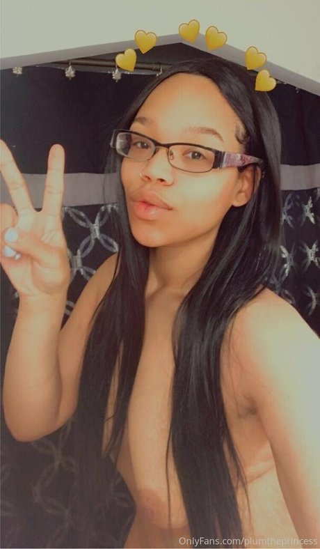 plumtheprincess modèle joli des photos