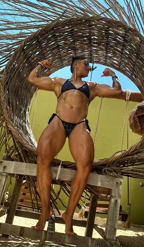 déshabillage onlyfans art érotique image