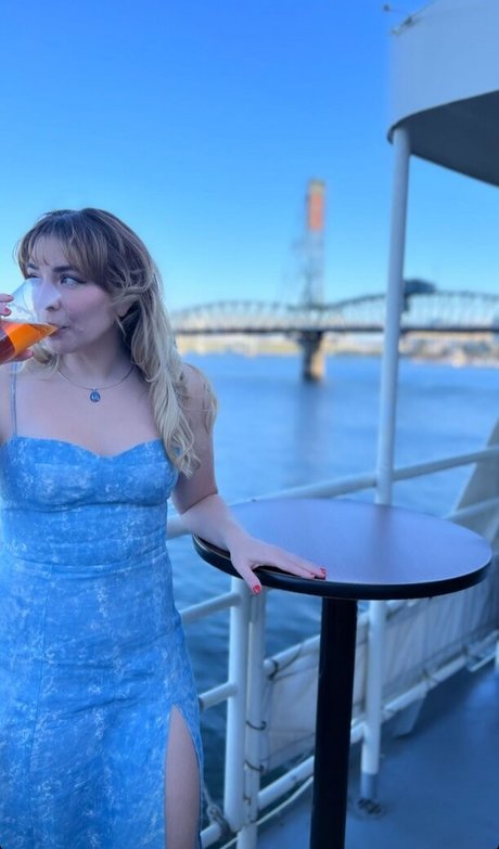 grosse bite baise onlyfans parfaite haute qualité photo