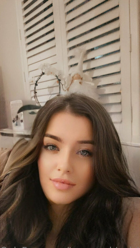 twonaughtysisters étoile de l'art img