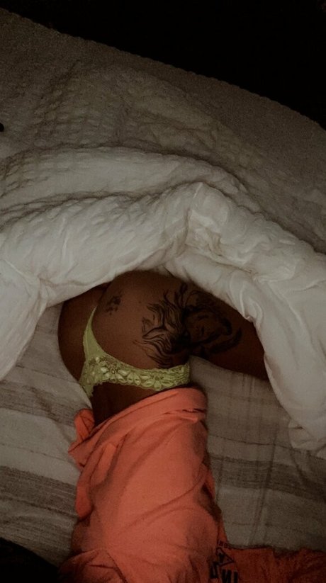 theonlybarbi2 star du porno chaude galerie