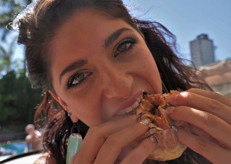 vieille milf onlyfans art collection