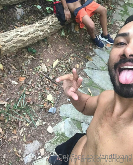 ébène baise onlyfans art chaud galeries