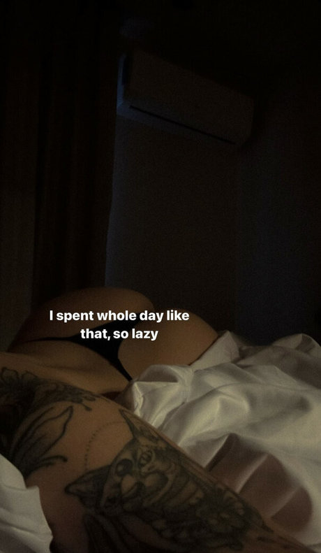 olesyaliberman actrice érotique galerie