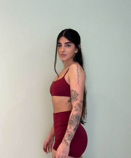 Marcella De Marchi xxx étoile archive