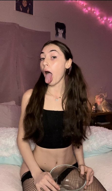 Tiana Blow étoile xxx photos