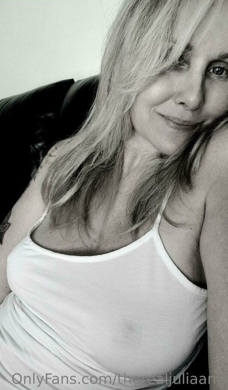 déshabillage onlyfans beau xxx collection