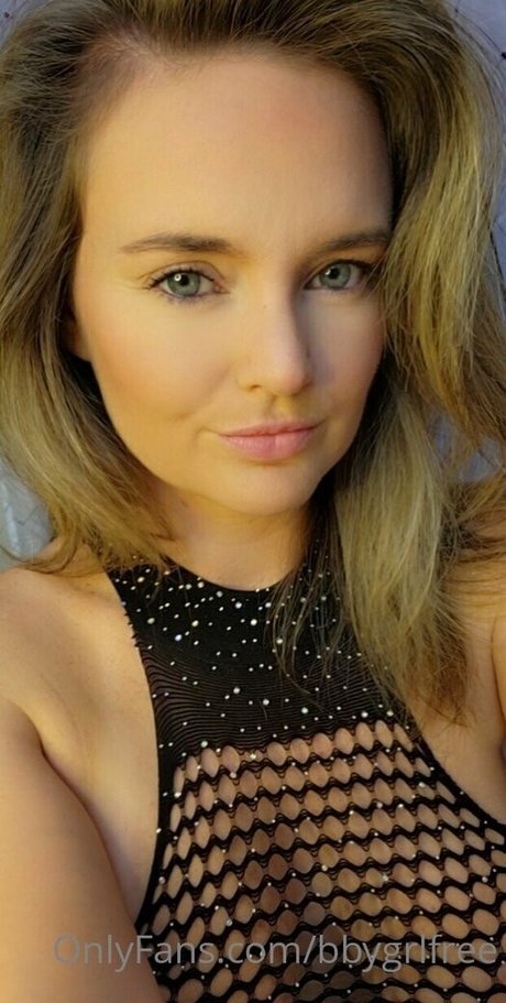 bbygrlfree étoile de l'art photos
