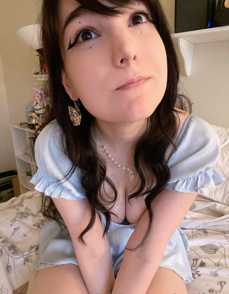 cuisses épaisses onlyfans assez chaud image