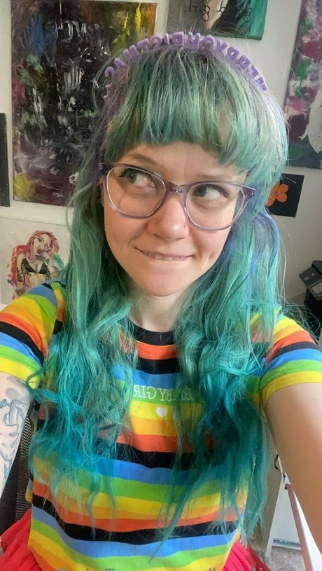 heidivfree art de star du porno photo