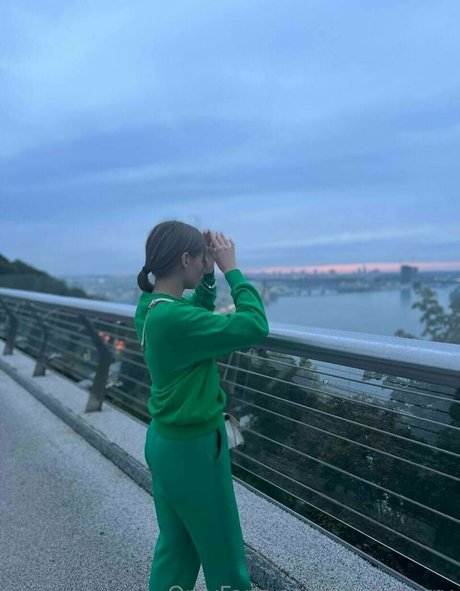 grands et plantureux onlyfans chaud exclusif archive