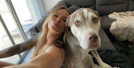 makethemmetal actrice chaude archive