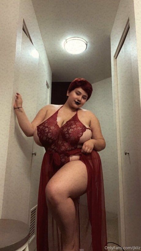 reine de pique onlyfans art supérieur photo