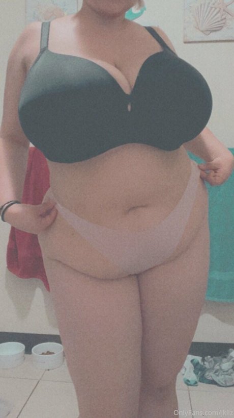 fille courbée dà côté onlyfans haute qualité gratuit galeries