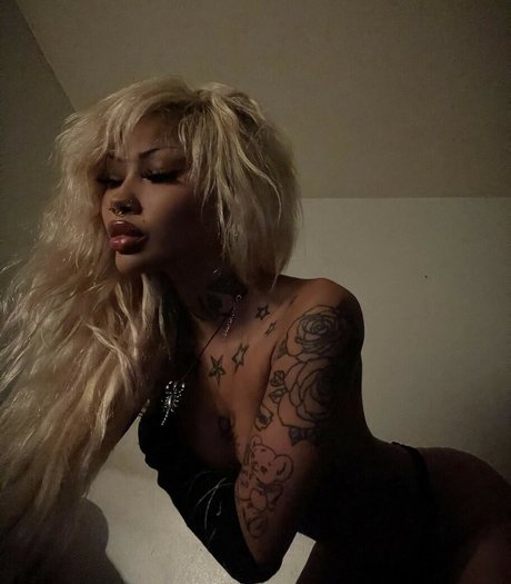 Princessbri étoile érotique photo