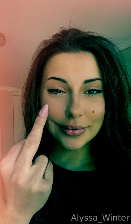 alyssa wintervip art modèle img