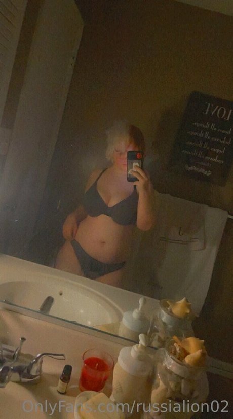 russialion02 nus étoiles galeries