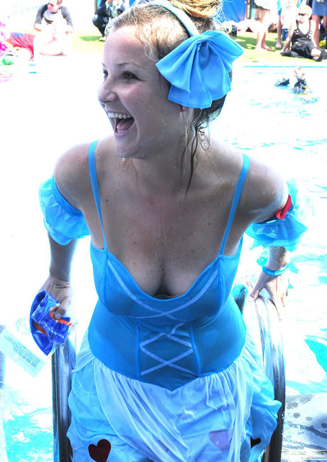 Helen Skelton star du porno gratuit collection