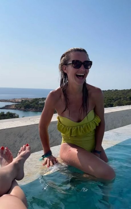 Helen Skelton modèle porno galeries