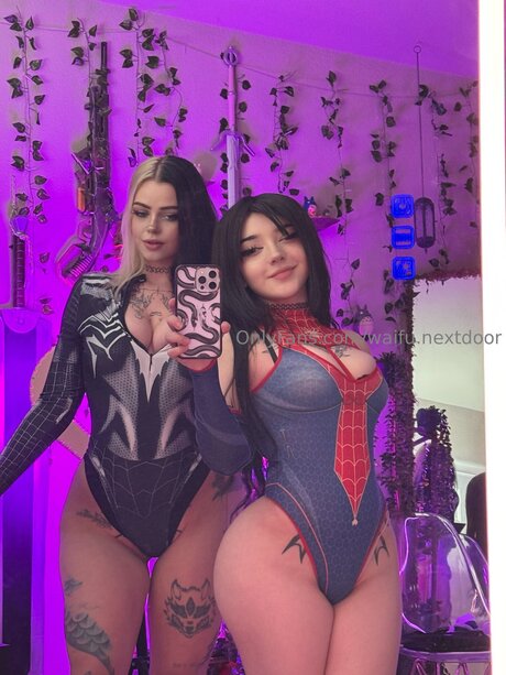 waifu nextdoor modèle de sexe galeries