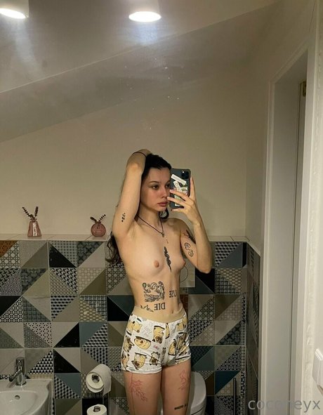 adolescent maigre onlyfans adulte en haute qualité collection