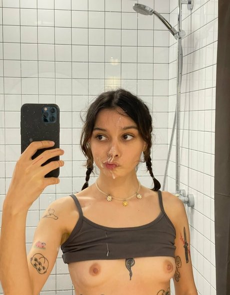 gros seins branlette espagnole onlyfans beau haut archive