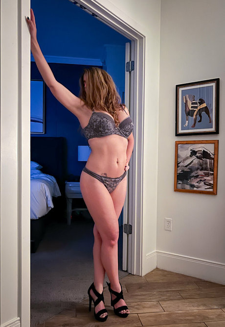 blonde en forme onlyfans sexe nu archive