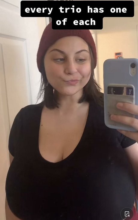 bbw gothique uniquementfans des nus sympas photo