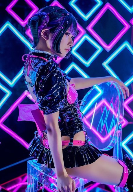 Hitsuji Negoto actrice exclusive archive