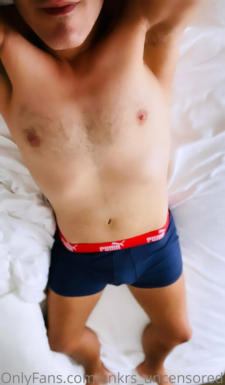 snkrs uncensored mannequin images