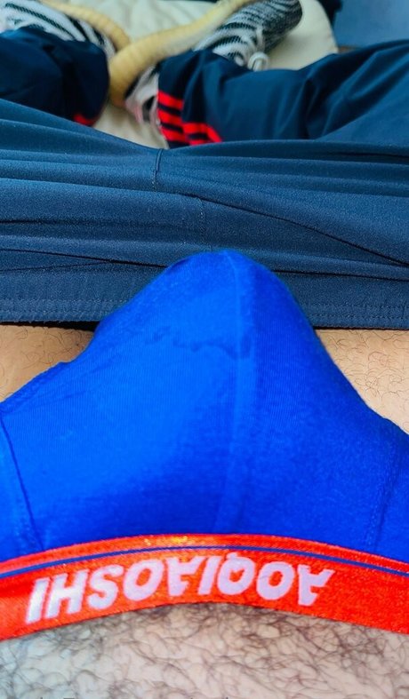 snkrs uncensored modèle artistique galeries