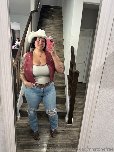 bbw gothique uniquementfans haut sexy photos