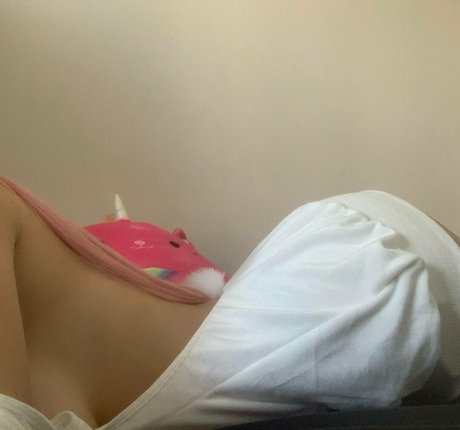 strawberrywolfgirl modèle sexy archive