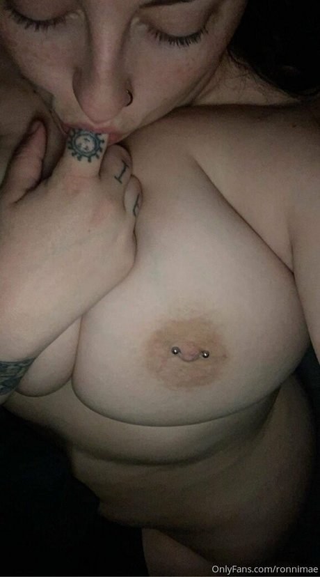 fellation transexuelle onlyfans xxx pornographique images