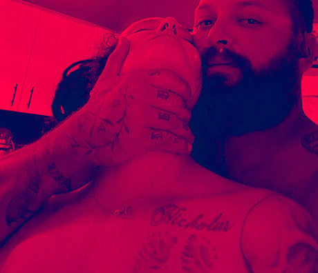 demon169 modèle joli des photos