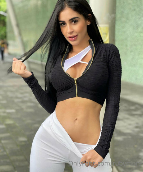 rubymore sexe de star du porno galerie