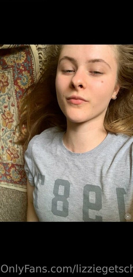 lizziegetschoked star du porno érotique galerie