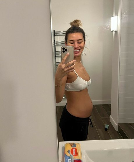 Montana Brown modèle sexy photos