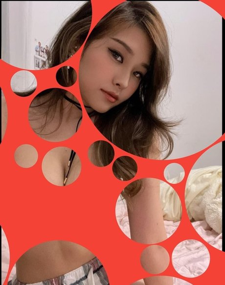 déshabillage onlyfans gratuit belle image