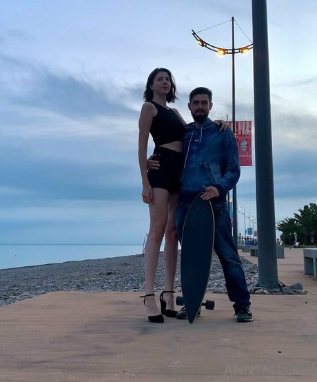 anntallogy modèle nu images