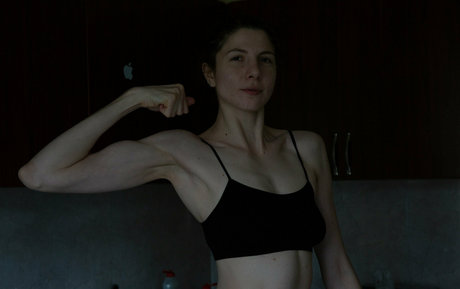 anntallogy actrice chaude galeries