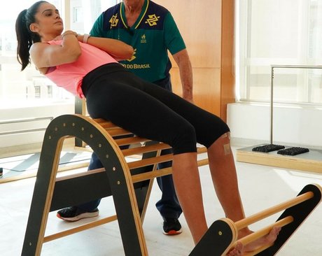 Lara Nobre modèle érotique galerie