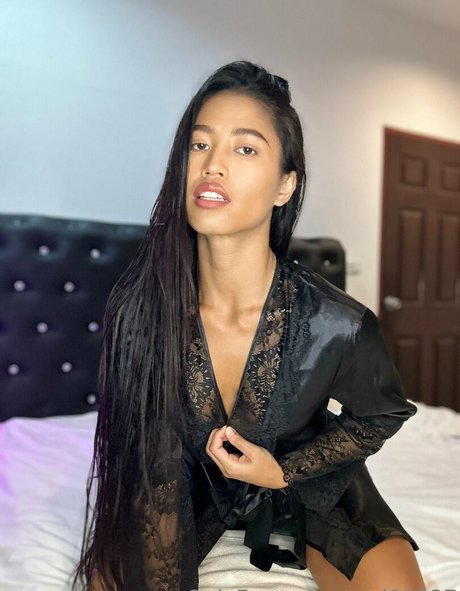 Mai Netnapar sexe de star du porno galerie