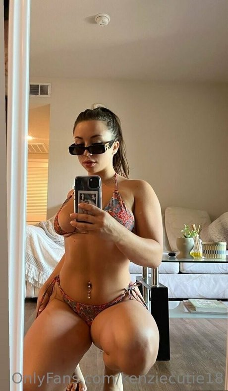 kenziecutie18 modèle sexy archive